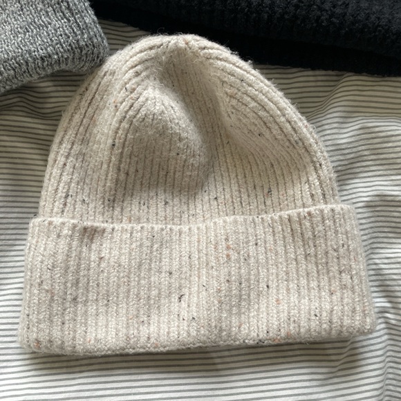 Beanies - Picture 2 of 4
